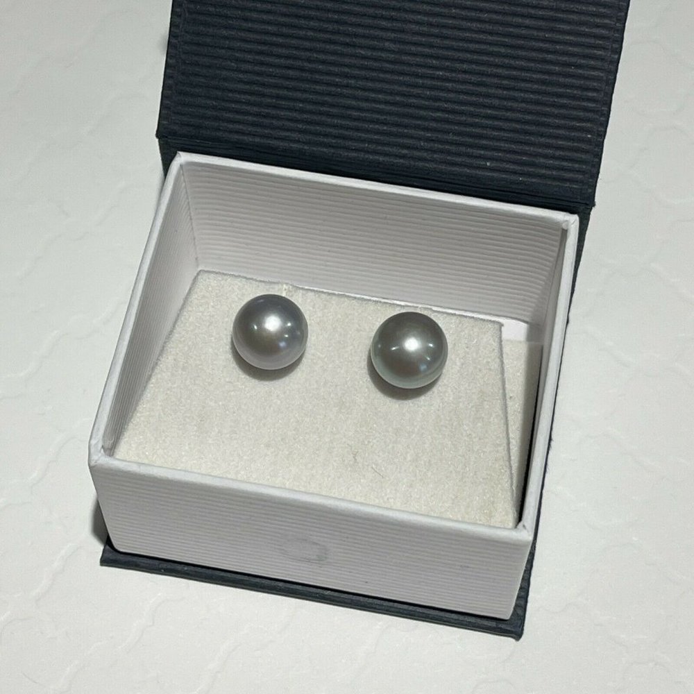 NEW 925 Sterling Silver Real 9 mm Gray Cultured Freshwater Pearl Stud Earrings - Picture 6 of 11